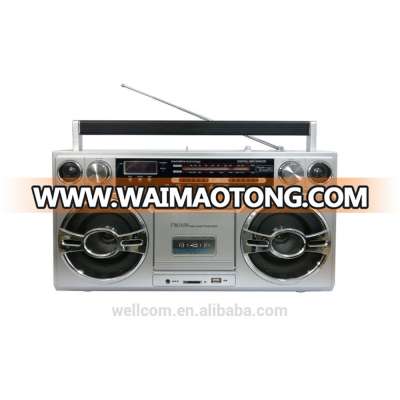 PORTABLE RADIO CASSETTE PLAYER